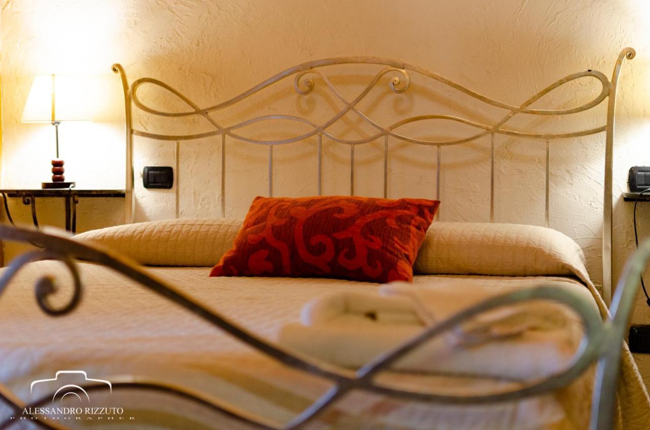 Bed and Breakfast Le Due Torri Filadelfia Exterior foto