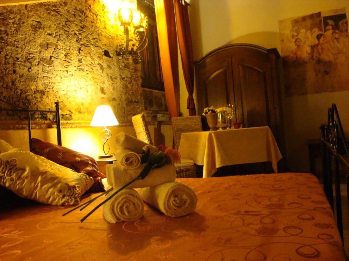 Bed and Breakfast Le Due Torri Filadelfia Exterior foto