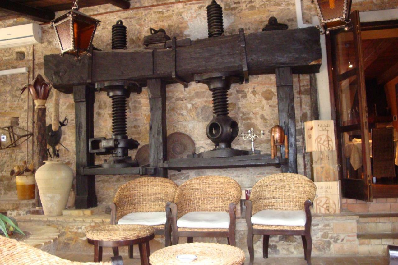Bed and Breakfast Le Due Torri Filadelfia Exterior foto