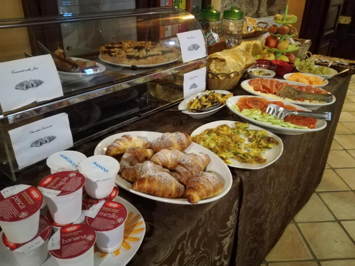 Bed and Breakfast Le Due Torri Filadelfia Exterior foto